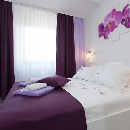 Paradis Apartment