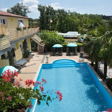 Apartment Paradis *
